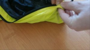 Ремонт застежки молния с помощью трубочки для коктейля.