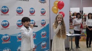 Учитель наук самых важных хранитель (Праслов Максим 11 лет, Мурзова Татьяна 10 лет)