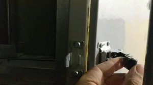 Ремонт люка под плитку. Почему не закрывается люк под плитку.