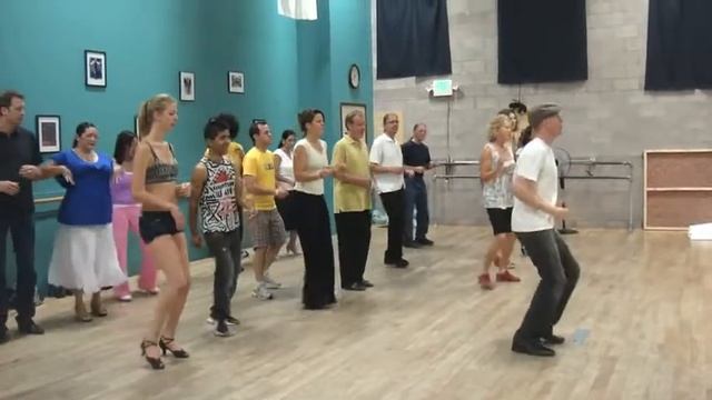 Santa Fe Salsa Rueda Festival 2011 Dominican Bachata - Adam Taub смотреть онлайн