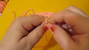 Узор из перекрещенных петель спицами