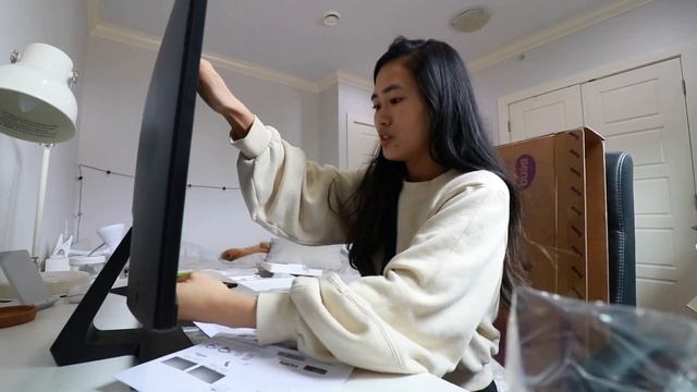 HOME MONITOR SET UP | BENQ GW2480 UNBOXING with Macbook смотреть онлайн