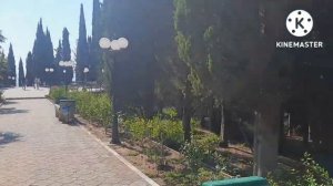 Крым. Завтрак в пансионате Семидворье ФСИН. Дорога в столовую и к морю. Едем в Алушту.