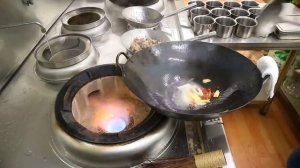 тушеная говядина с картошкой в воке| рецепт китайской кухни