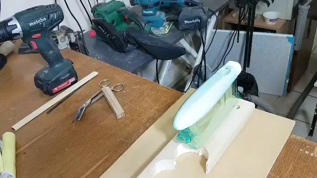 Защитный колпак для Weasel (Визеля) из ПЭТ бутылки смотреть онлайн