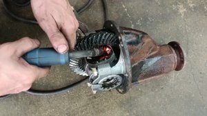 Косилка своими руками,на трактор т 25, из Жигулёвского моста первая часть