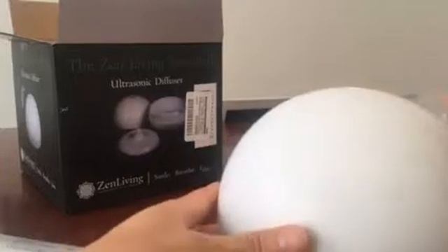 Ultrasonic Diffuser Review - Small but Useful! смотреть онлайн