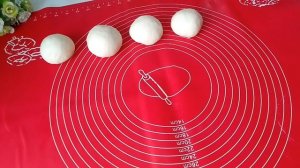 Круглый пирожки с картошка и вкусными приправами!!!