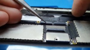 IPhone ipad 3 Замена батарейки.                IPhone ipad 3 Batareykasini almashtrish jarayoni.