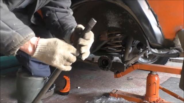 Замена сальника полуоси заднего моста НИВА 2121