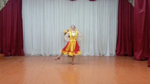 Народно-сценический танец "Черноморочка".Гладнева Оля