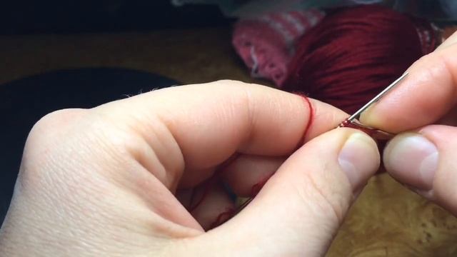 Бордовый свитер на Барби. Рукава. смотреть онлайн