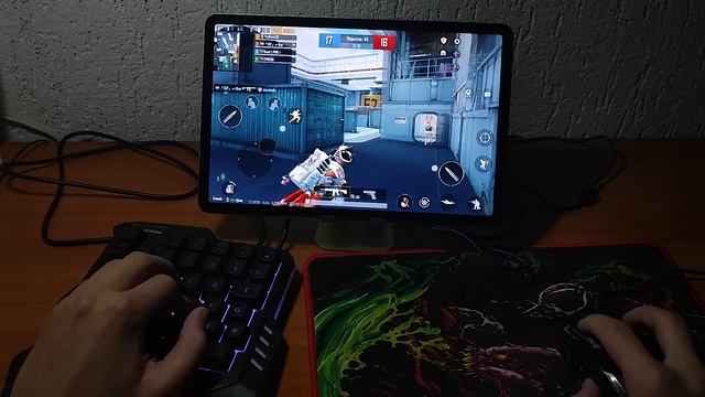 Playing PUBG Mobile with Keyboard and Mouse on Xiaomi Mi Pad 5 смотреть онлайн
