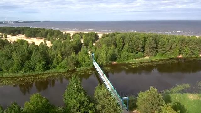 город Сосновый Бор, городские виды. Улица Ленинградская, пляж, ЛАЭС, съёмка с Xiaomi Mi Drone смотреть онлайн