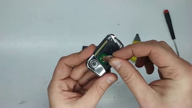 Volkswagen Passat B8 Remote Battery Replacement смотреть онлайн