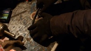 Почему ЛОМАЕТСЯ (ОБРЫВАЕТ) БОЛТ на кронштейне натяжителя ролика, как открутить шкив.Гранта.