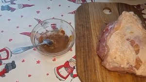 Свинина сочная в медово-горчичном маринаде.