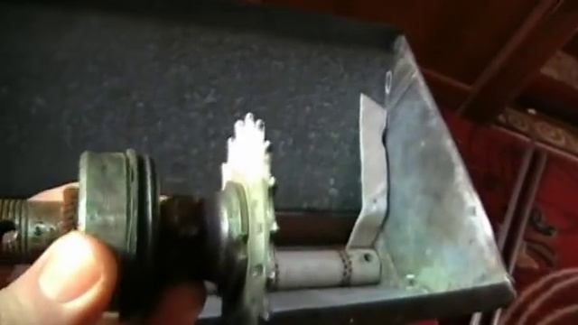 Висівний апарат саморобної сівалки