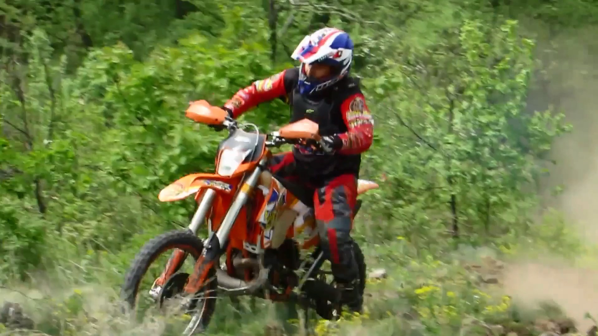 Крутой мотокросс смотреть онлайн