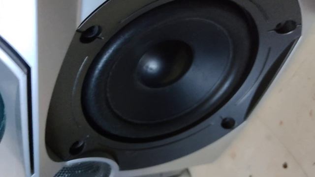 Музыкальный центр Philips FW-C700 Чтение диска смотреть онлайн