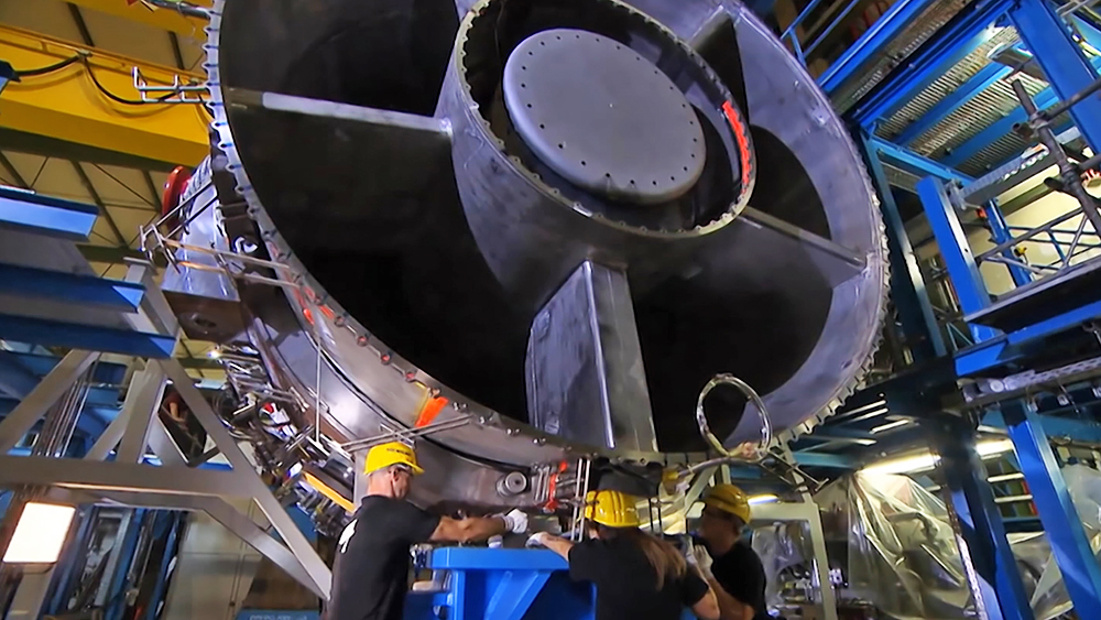 "Газпром" опроверг наличие у Канады турбин для "Северного потока" / События на ТВЦ