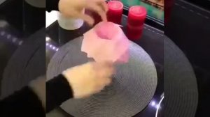 РОЗА ИЗ САЛФЕТОК НА СТАКАНЕ