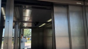Лифт На Станции метро Славянскиий бульвар