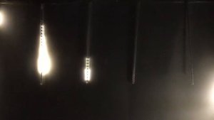 Светодиодная гирлянда Падающая капля - метеор  теплая белая