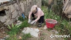 как сделать ступеньки в саду руками женщины.