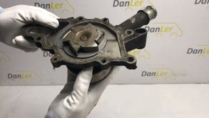 Помпа Мерседес Вито 638 2.2 cdi бу видео обзор запчасти