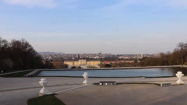 Как Прожить в Вене 1 День На 1 Евро? Challenge смотреть онлайн