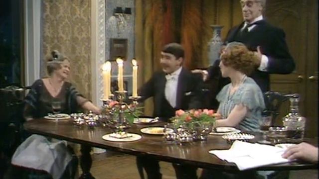 Театр Вудхауза 🎭 02.06. Кодекс чести Маллинеров смотреть онлайн