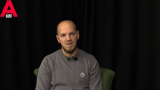 Volkan Arslan: Rıdvan Dilmen okey oynarken taş çalardı. Löw bizi küme düşürdü. Hagi Alex'den iyi. смотреть онлайн