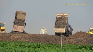 អាប៊ុលរុញដី - Dump Trucks And Bulldozer Working Building New Project