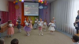 танец с шляпой