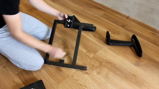 Компьютерное кресло из автомобильного №2. Исправление ошибок и пара советов по сборке. смотреть онлайн