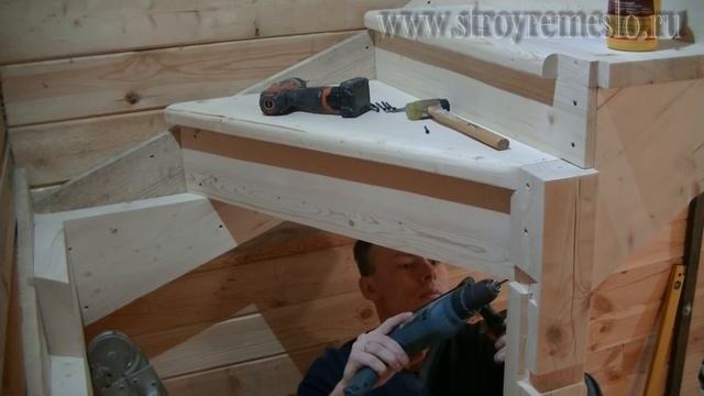 Изготовление деревянной лестницы // Строй - Ремесло