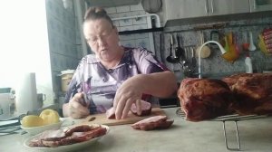 ШЕЙКА ВАРЕНО-КОПЧЕНАЯ ПРИГОТОВЛЕНА  В СУ ВИДЕ