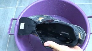 Как постирать кроссовки,кеды в домашних условиях! Способ №1 для стирки кроссовок!