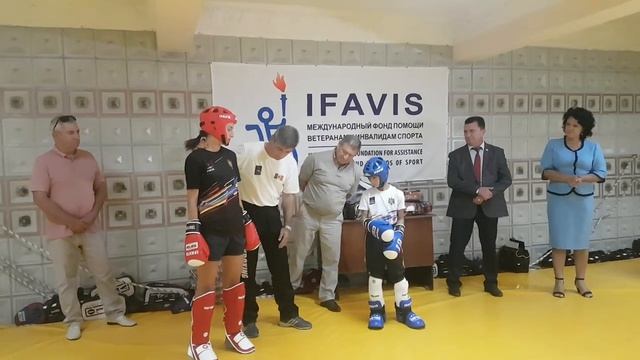 подарок фонда IFAVIS спортивной школе Тараклии. смотреть онлайн