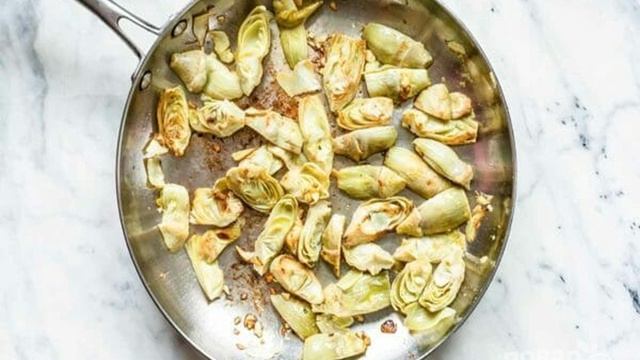 Паста с артишоками и шпинатом
