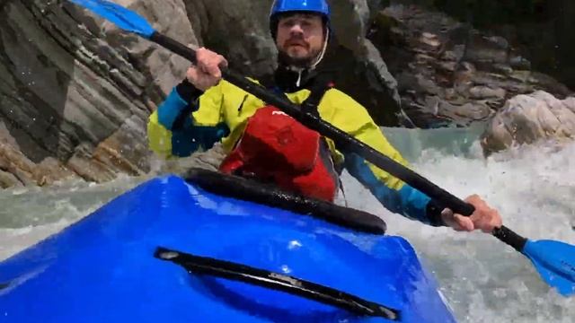 Kalaritikos - Arachtos - whitewater kayaking смотреть онлайн