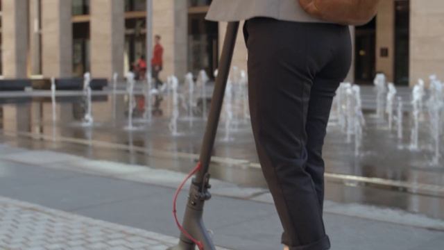 Стоит ли покупать электросамокат? Плюсы и Минусы. смотреть онлайн