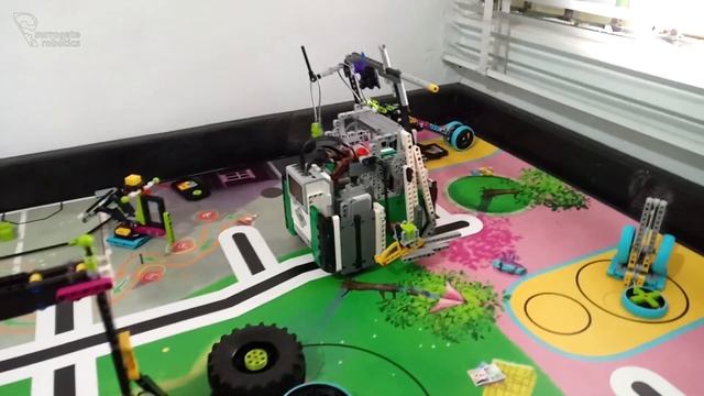FLL 2020 RePLAY New Robot Game Idea Run 1 - Surrogate Robotics смотреть онлайн