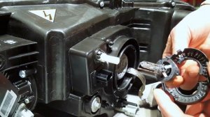 Замена ксеноновый лампы Nissan Patrol Y61 от f0X