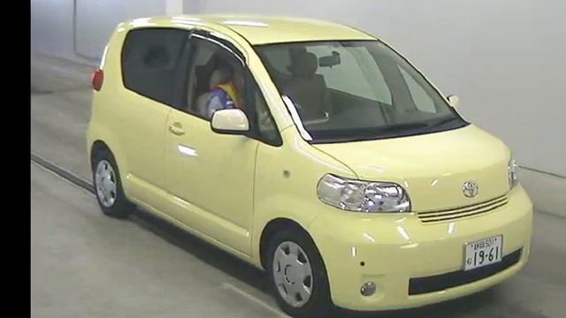 Toyota porte 2005