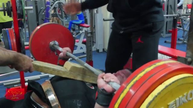 Реклама спорт клуба "Лайт-Фит" для инсты смотреть онлайн