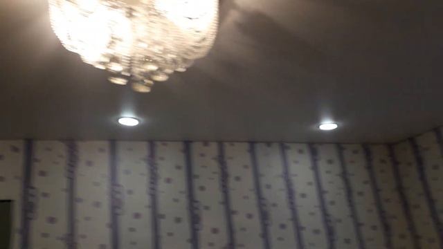 Резной натяжной потолок заменили на белый матовый. смотреть онлайн