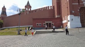 Бесплатный туалет на Красной площади. Free toilet on Red Square.