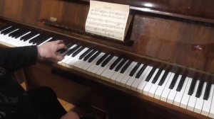 Разучиваем на ф-но:Гедике Сонатина  До маж(Красивые сонатины для начинающих)